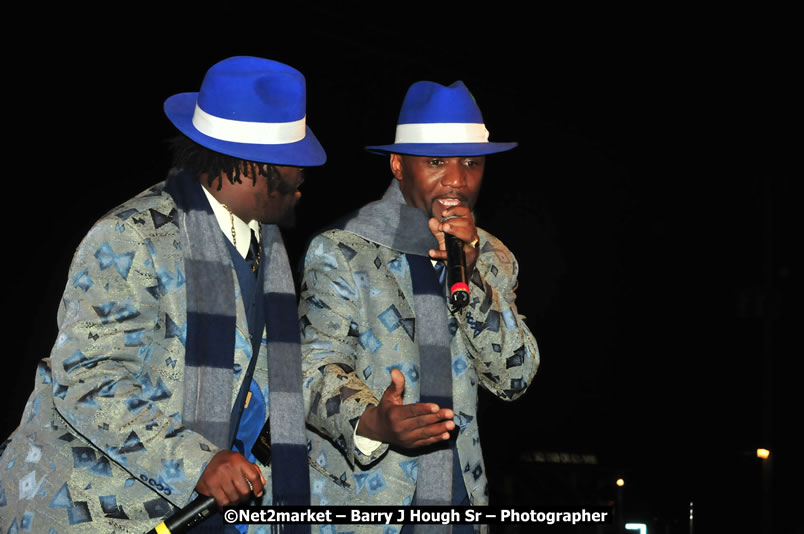 Minister of Tourism, Edmund Bartlett @ Jamaica Jazz and Blues Festival 2009 - Presented by Air Jamaica - Thursday, January 22, 2009 - Venue at the Aqueduct on Rose Hall Resort &amp; Country Club, Montego Bay, Jamaica - Thursday, January 22 - Saturday, January 24, 2009 - Photographs by Net2Market.com - Barry J. Hough Sr, Photographer/Photojournalist - Negril Travel Guide, Negril Jamaica WI - http://www.negriltravelguide.com - info@negriltravelguide.com...!